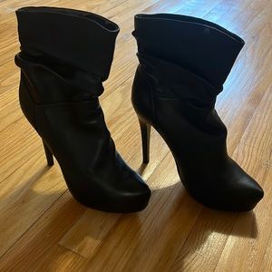 Steve Madden (booties)